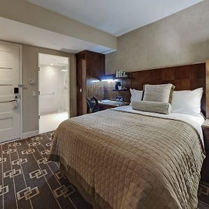 Premium Queen Room Second Floor